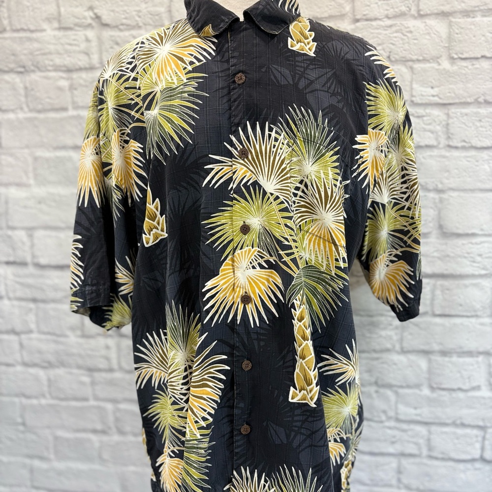 Tommy Bahama Black and Green Silk Button Down Shirt